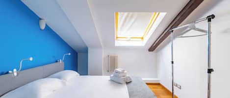 アパートメント (2 Bedrooms) | 2 室のベッドルーム、ベッドシーツ