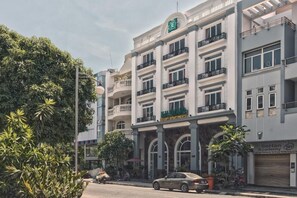 Exterior - Dancentre Luxury Apartment Near SECC (Ho-Chi-Minh)