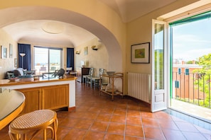 Appartement (2 Bedrooms) | Coin séjour | Télévision