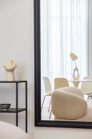 Apartment (1 Bedroom) | Living area | TV