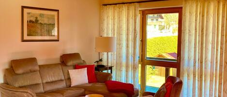 Téléviseur, lecteur de DVD, chaßne audio