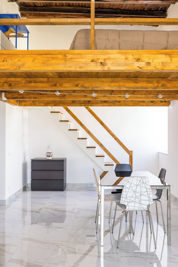 Apartment (1 Bedroom) | Living area | TV