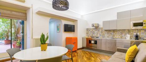 Appartement (2 Bedrooms) | Coin séjour | Télévision