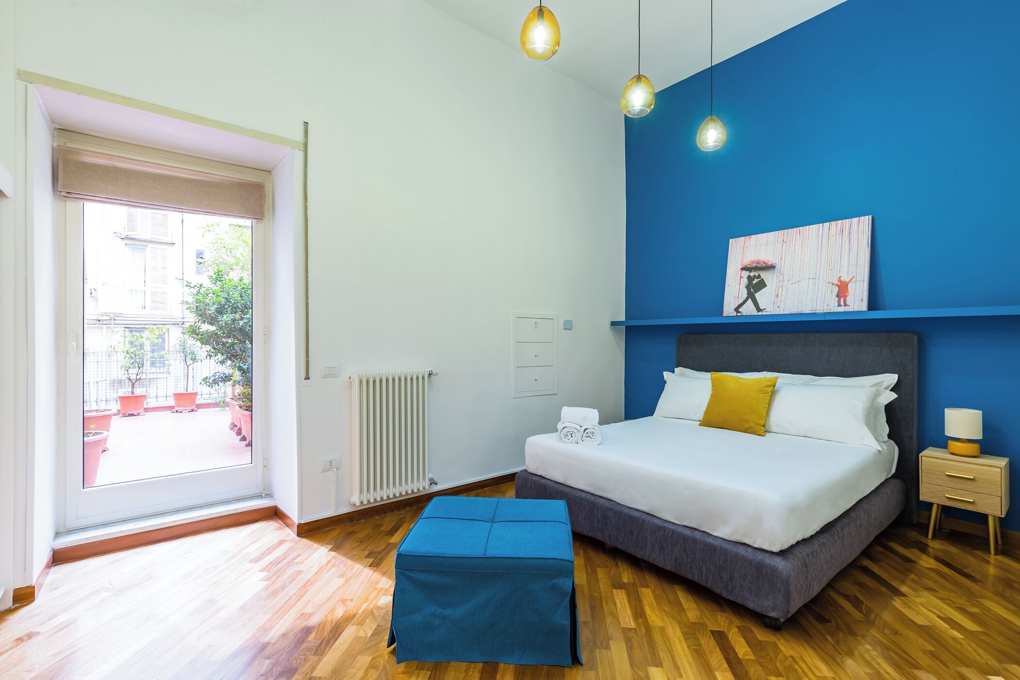 公寓 (2 Bedrooms) | 2 多间卧室、笔记本电脑工作区、床单