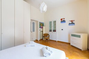 Apartment (2 Bedrooms)