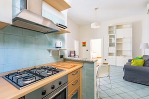 Apartment (2 Bedrooms) | Private kitchen | Oven, stovetop, dishwasher, electric kettle - Chiaia Relax on Pedastrian Area (Naples)