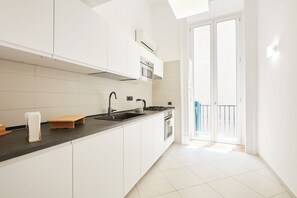 Apartment, 1 Double Bed with Sofa bed (2 Bedrooms) | Private kitchen | Oven, electric kettle - Design Studio Duplex at National Museum (Naples)
