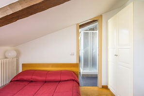 Apartment (2 Bedrooms)