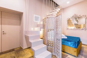 Huoneisto (1 Bedroom) | 1 makuuhuone, kannettavalle tietokoneelle sopiva työtila, vuodevaatteet