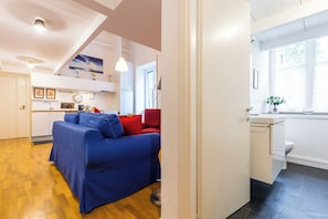 Appartement (1 Bedroom) | Coin séjour | Télévision