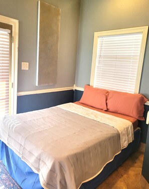 1 chambre, Wi-Fi gratuit, draps fournis