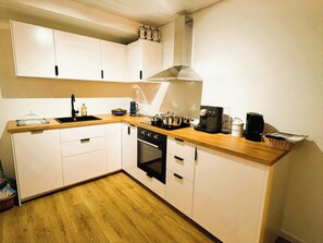 Four, plaque de cuisson, lave-vaisselle