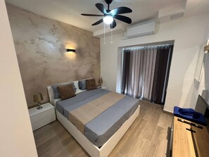 1 多间卧室、熨斗/熨衣板、上网接入、床单