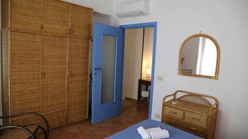 1 camera, ferro/asse da stiro, Wi-Fi, lenzuola