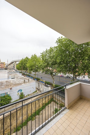Apartment (3 Bedrooms) | Terrace/patio