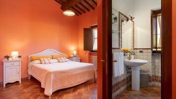 2 chambres, accĂšs Internet, draps fournis