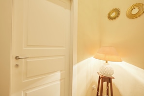 Apartment (1 Bedroom) | Living area | TV