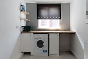 Interior - 2 bedroom Cossy Detached Property (Barnsley)