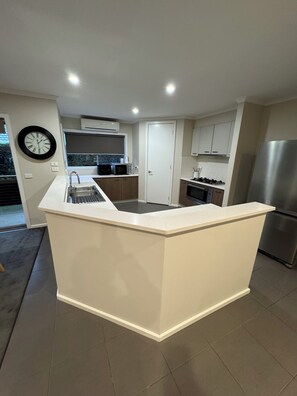 微波爐、焗爐、爐具、洗碗機