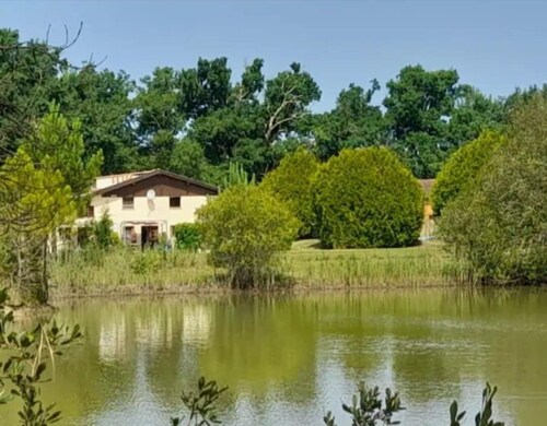 2-bedroom duplex with swimming pool and tennis court