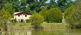 2-bedroom duplex with swimming pool and tennis court