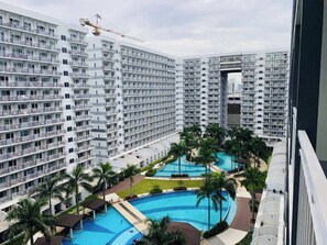 Pool - Relax in Pasay City at Shell Residences - Your Home Away from Home (Pasay City)