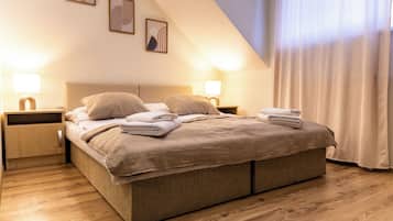 Schreibtisch, kostenloses WLAN