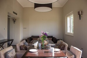 Dining - Casa Maiella by Rentbeat (Città Sant'Angelo)