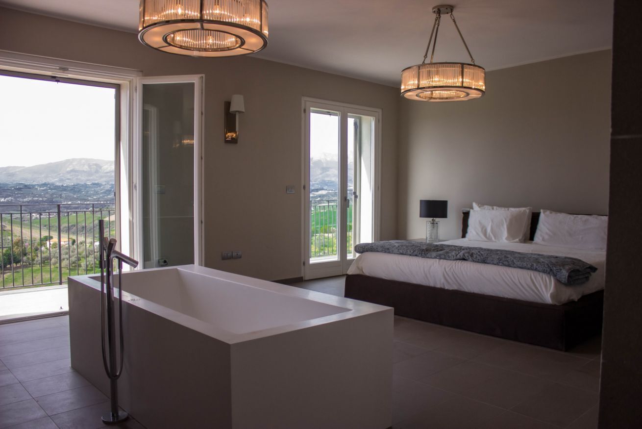 4 Schlafzimmer, Bügeleisen/Bügelbrett, Reisekinderbett