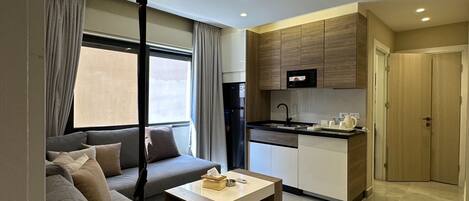 المنشأة من الداخل