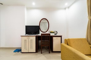 Quarto casal superior | Roupas de cama premium, frigobar, Wi-Fi de cortesia, roupa de cama