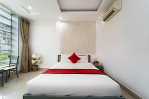 أغطية فراش متميزة وميني بار وواي فاي مجانًا وملاءات أسرّة