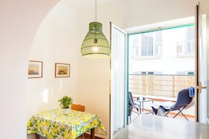 Apartment (1 Bedroom) | Private kitchen