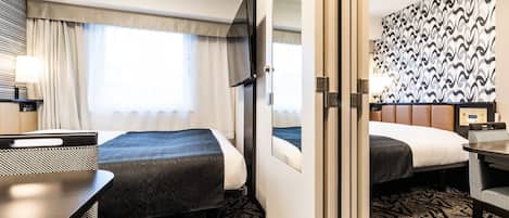 Cortinas blackout, Wi-Fi de cortesia, roupa de cama