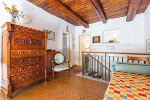 Apartamento (3 Bedrooms) | 3 quartos, espaço de trabalho para notebook
