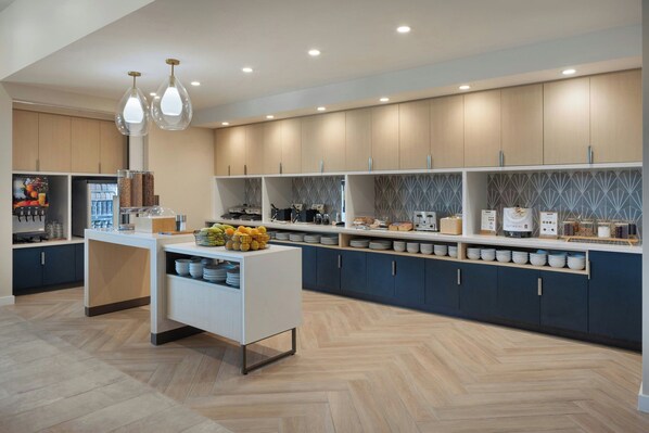 Free daily continental breakfast - TownePlace Suites by Marriott Middleburg (Middleburg)