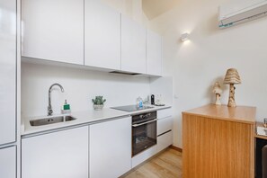 Romantik-dupleks - 1 dobbeltseng - balkon - byudsigt | Privat køkken | Espressomaskine, elkedel, brødrister, fryser