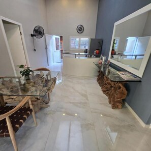 Room, 1 Bedroom, Accessible, Smoking | Interior