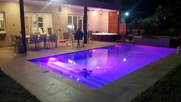 Room, 1 Bedroom, Accessible, Smoking | Pool | Outdoor pool