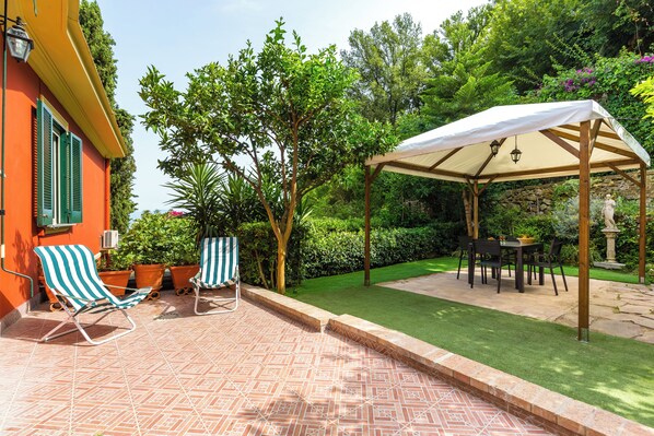 Apartment (1 Bedroom) | Terrace/patio