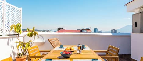 Apartment (1 Bedroom) | Terrace/patio