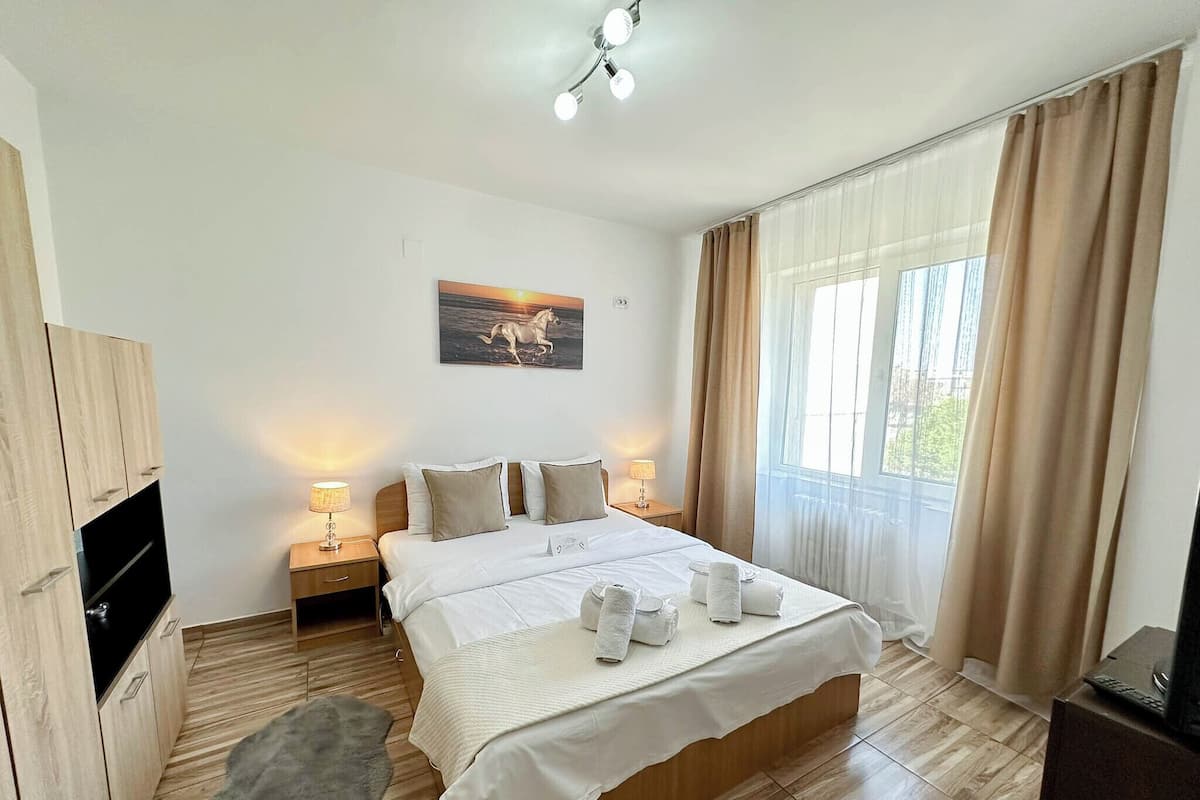 Comfort Apartment, Kitchen, Courtyard View | Egyptian cotton sheets, premium bedding, laptop workspace