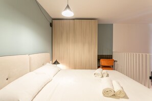 1 slaapkamer, een strijkplank/strijkijzer, reisbedje, gratis wifi