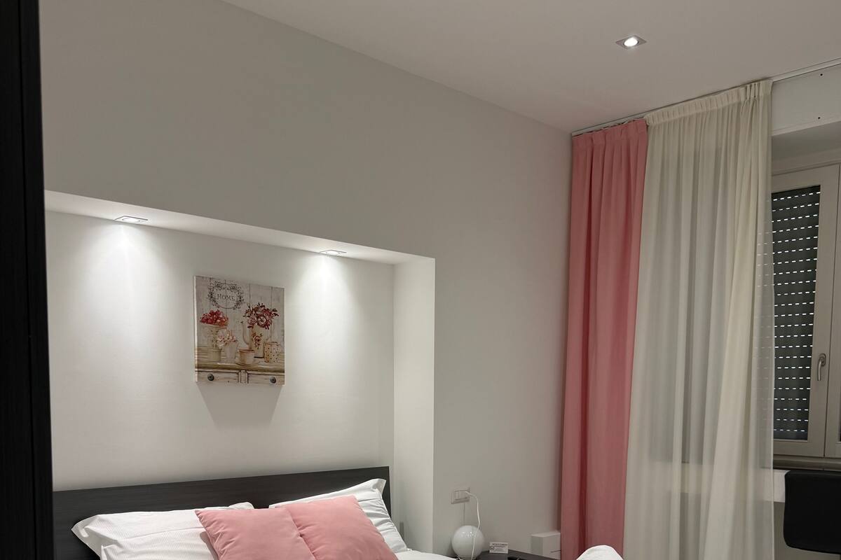 双人房 | 客房内保险箱、免费 WiFi