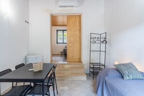 1 غرفة نوم وملاءات أسرّة