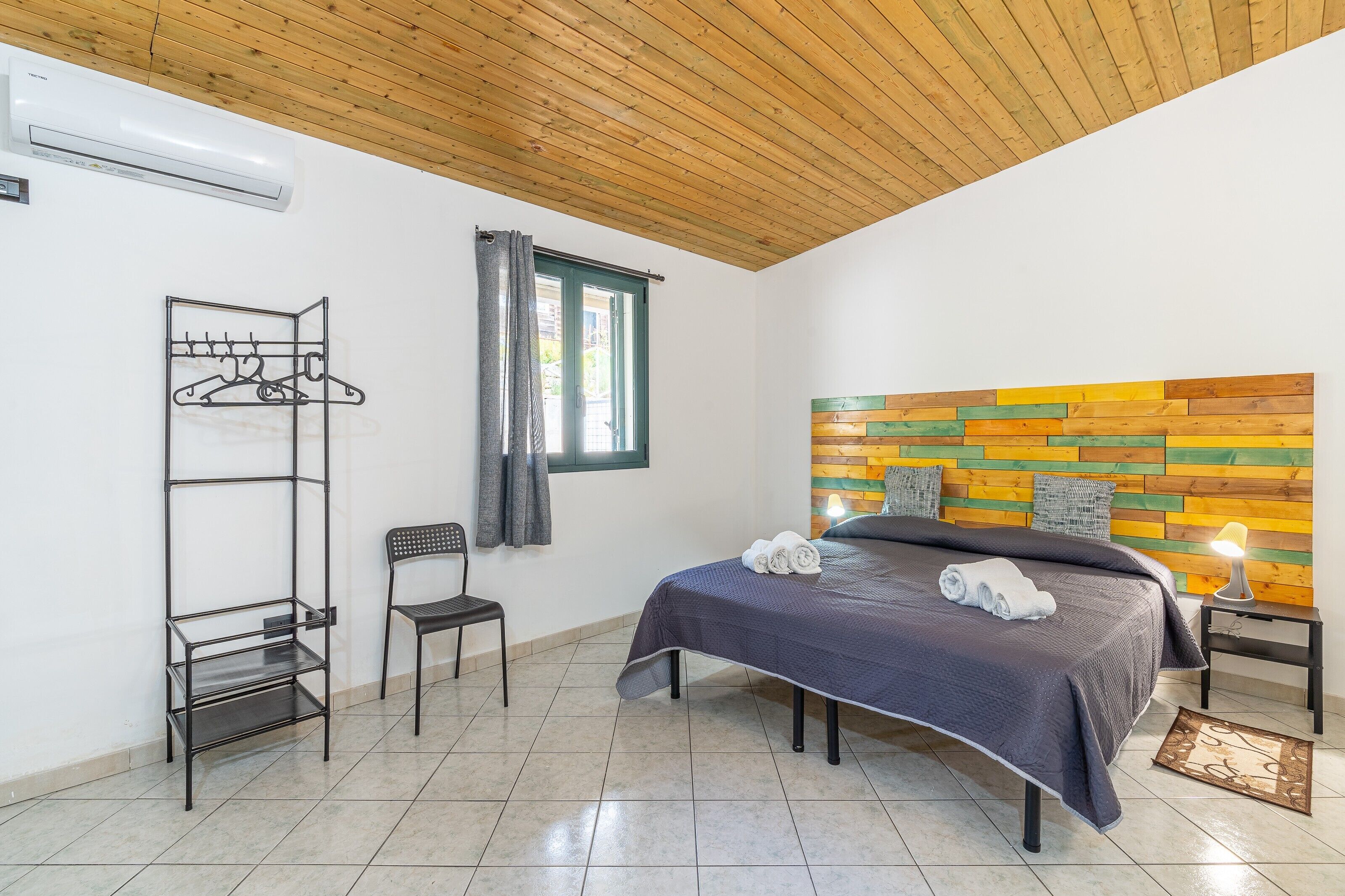 1 quarto, roupa de cama