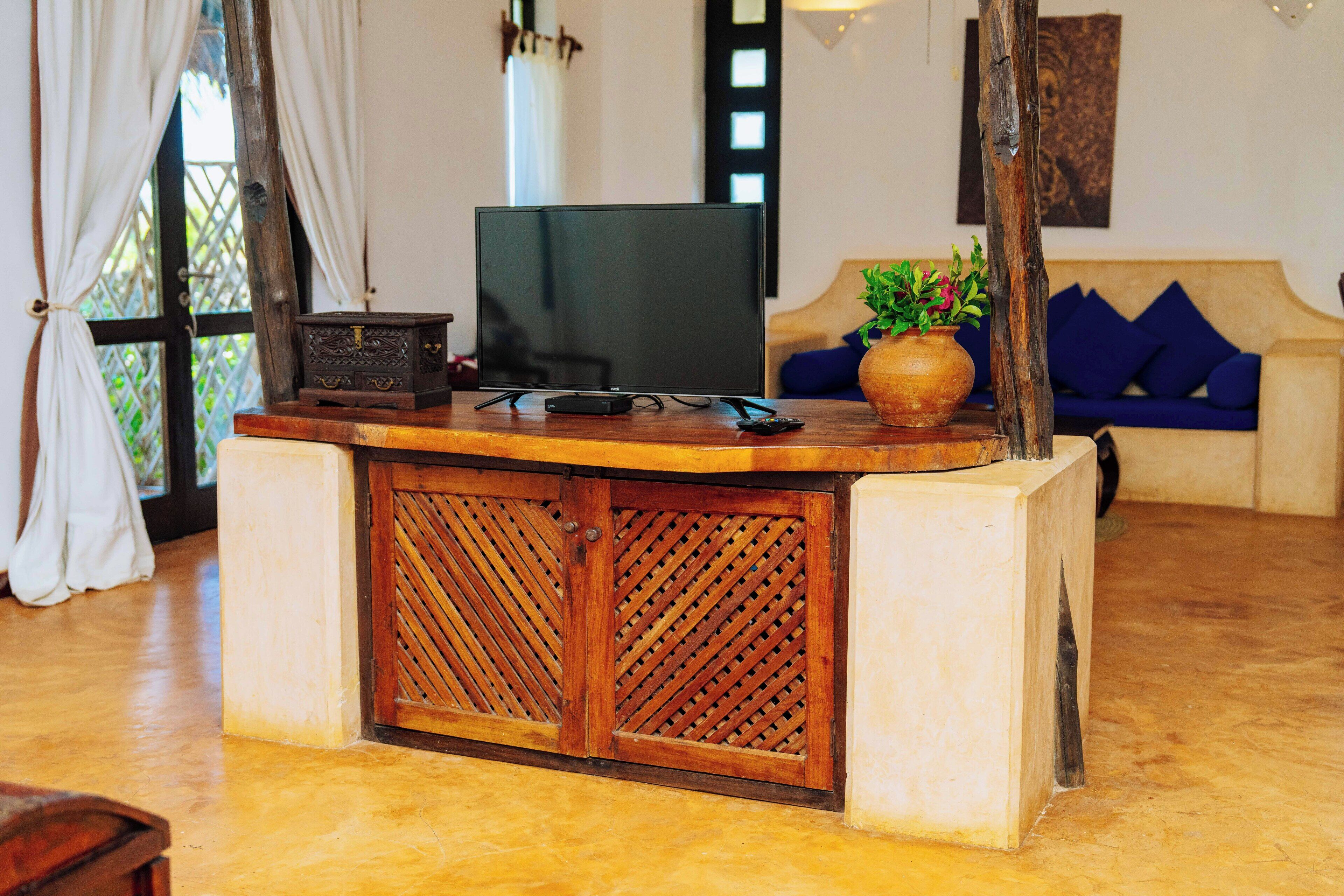 1 bedroom, premium bedding, minibar, in-room safe