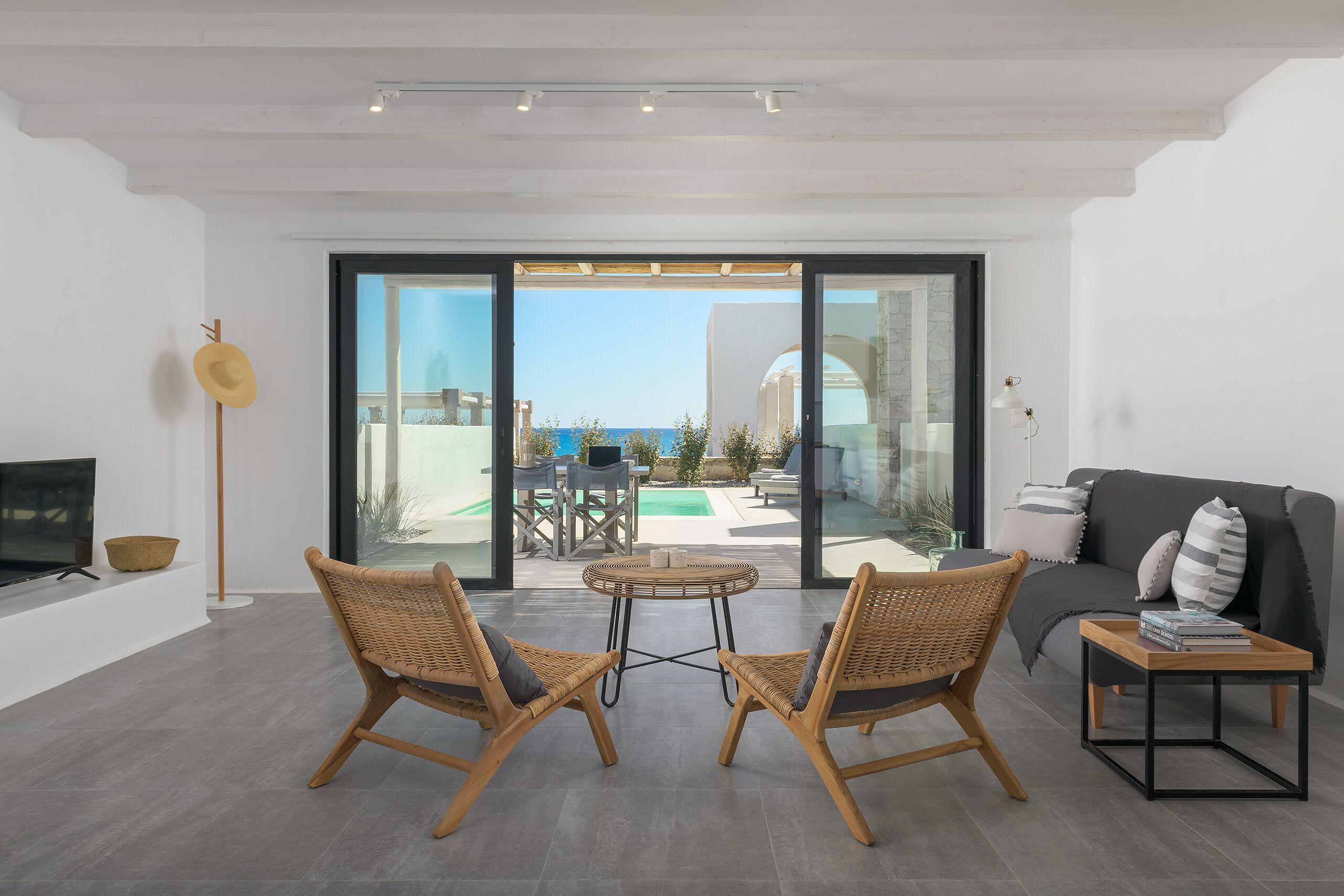 Exclusive Villa (Mea Terra - Theros) | Living room | 40-inch plasma TV with satellite channels, TV, iPod dock