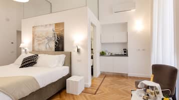 Premium bedding, down duvets, minibar, in-room safe