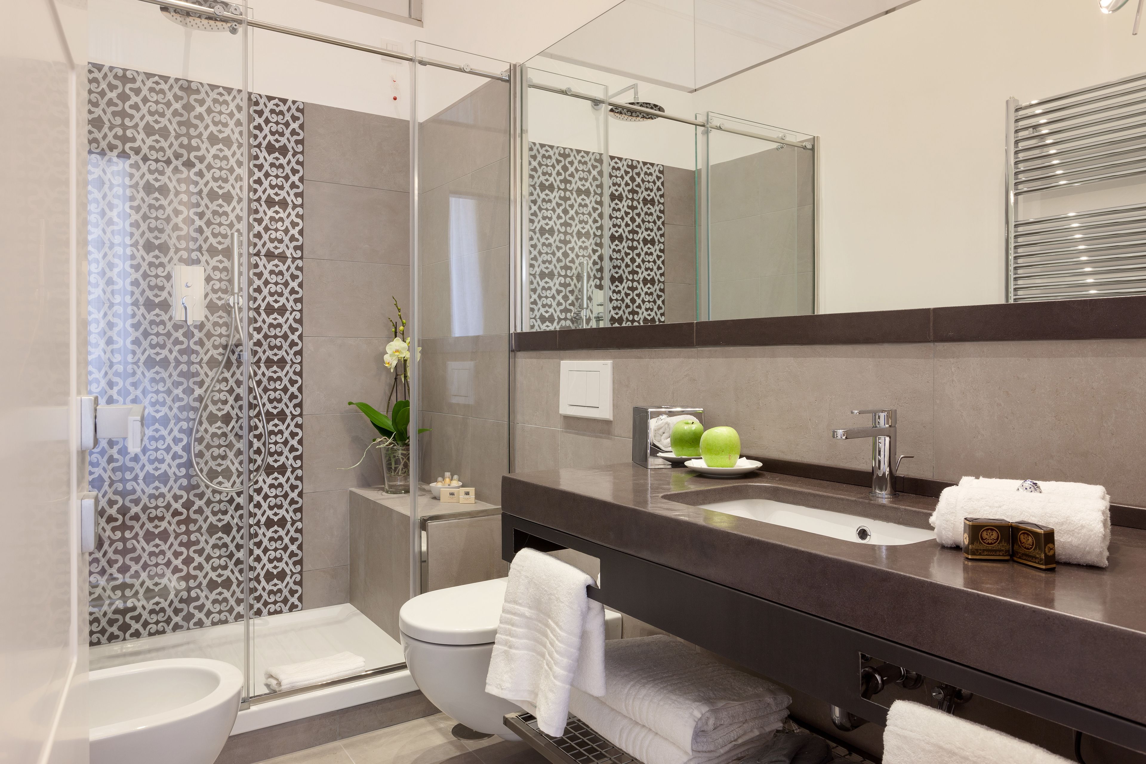 Photo - 504 Corso Suites